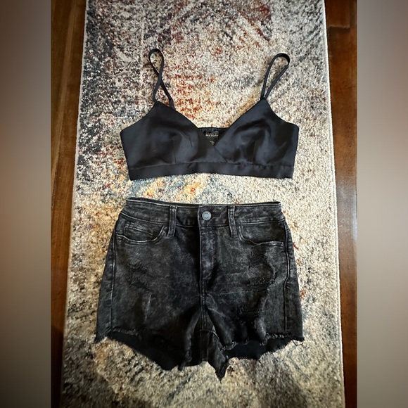 SO goods for Life High Rise Shortie - Picture 3 of 3